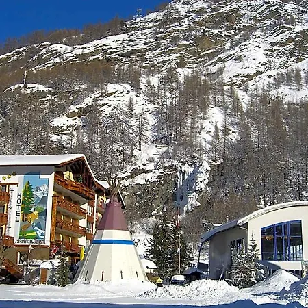 Primavera Hotel 2*